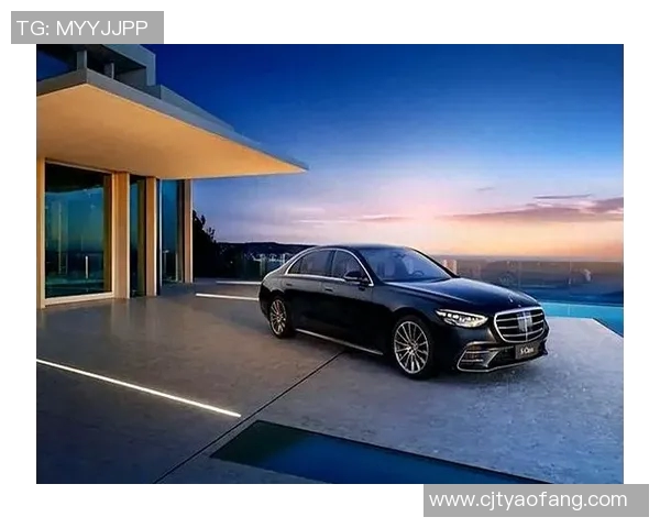 姚明驾驭奔驰豪车展现运动员风范与生活品味的完美结合 姚明驾驭奔驰豪车展现运动员风范与生活品味的完美结合