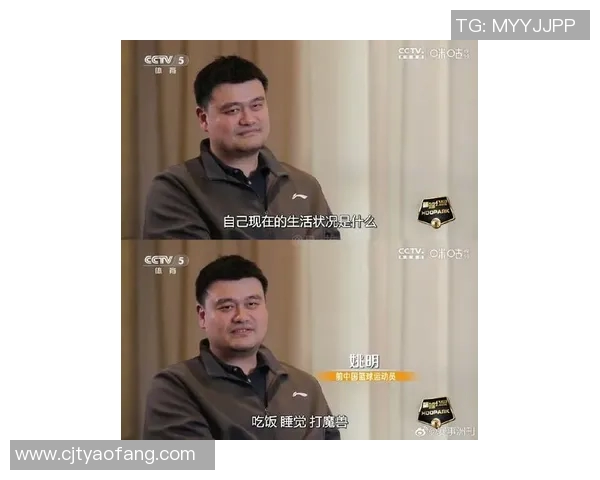 姚明在炎热夏日中畅饮冷水的清凉瞬间与健康生活的深刻启示