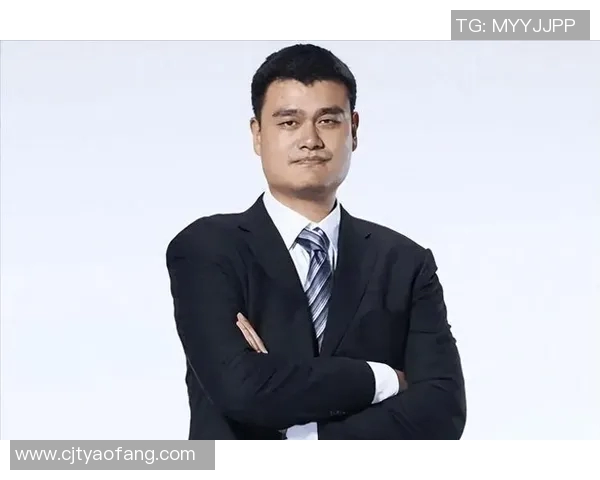 姚明的多重身份与成就探讨篮球巨星的传奇人生与影响力